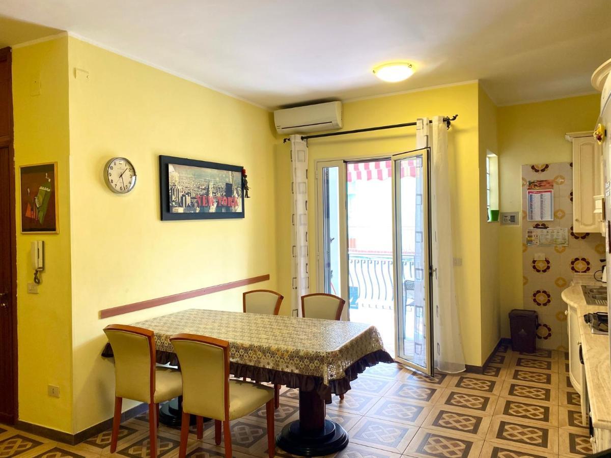 Casa Vacanze Rosy Джардини-Наксос Экстерьер фото